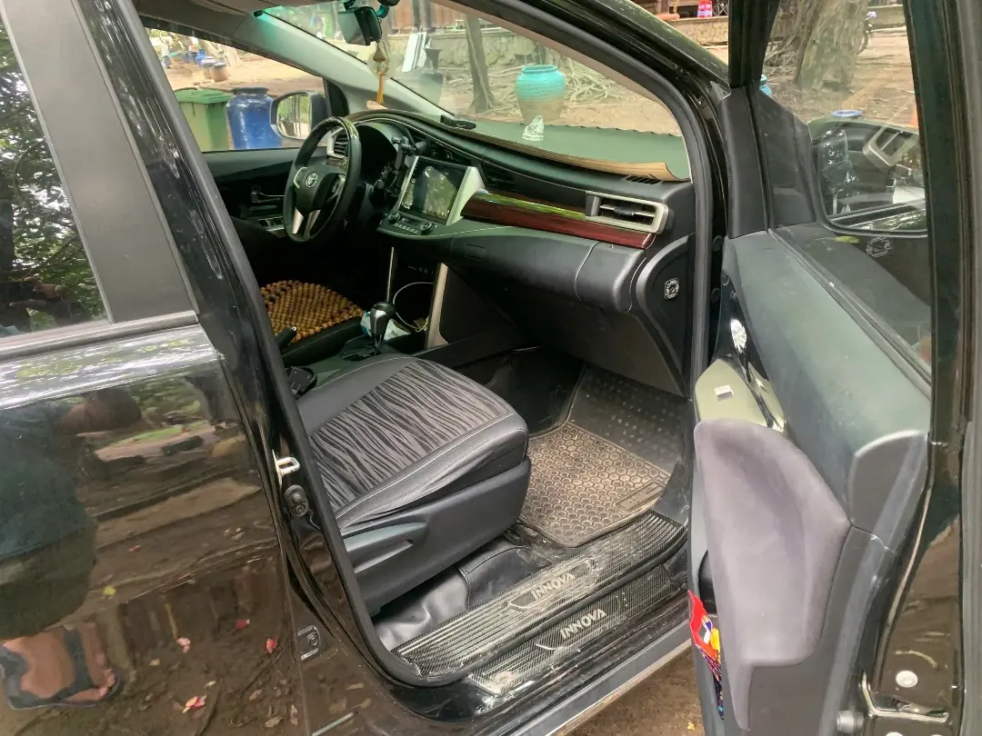 Toyota Innova 2.0 Venturer 2019 - Nội thất 2
