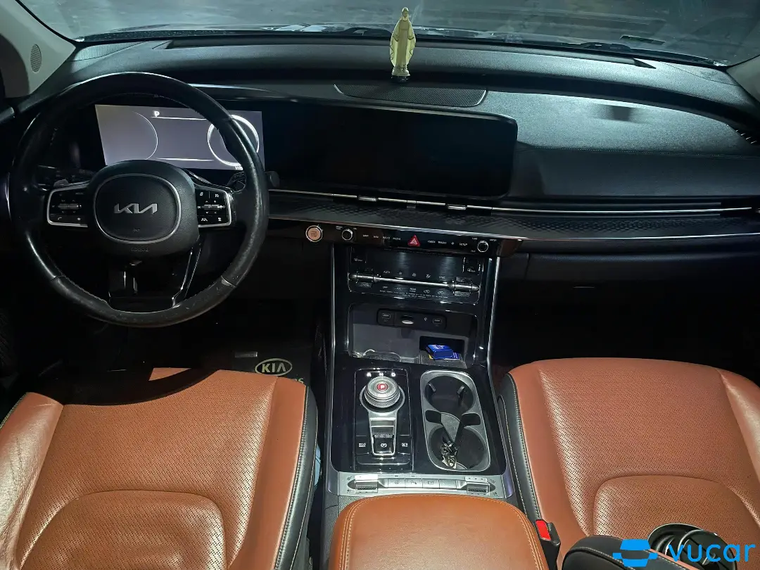 Kia Carnival Signature 2.2D 2022 - Nội thất 4