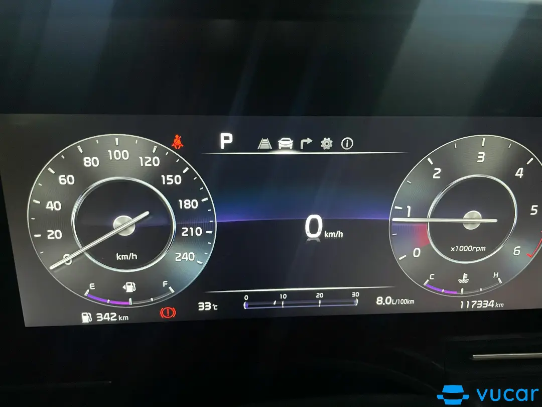 Kia Carnival Signature 2.2D 2022 - Nội thất 1