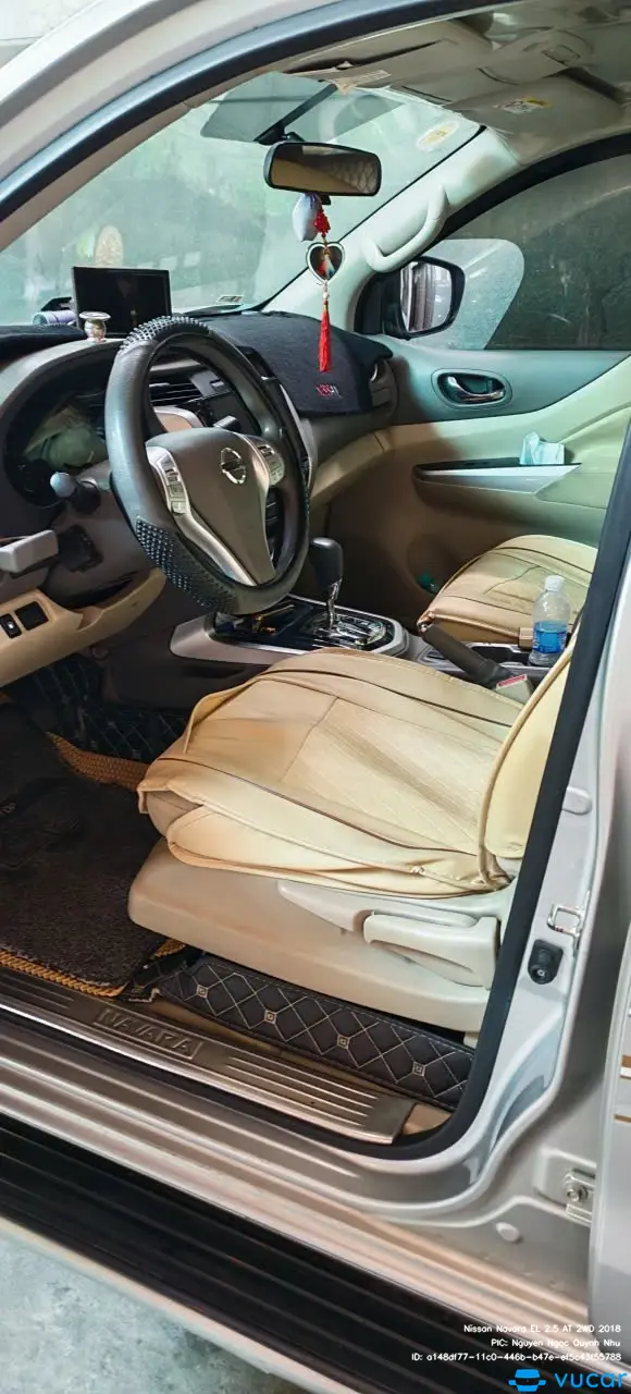 Nissan Navara EL 2.5 AT 2WD 2018 - Nội thất 7