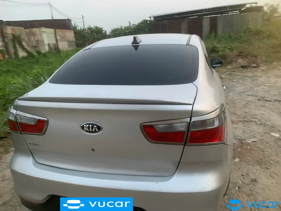 Kia số sàn 2017 - Ngoại thất 1
