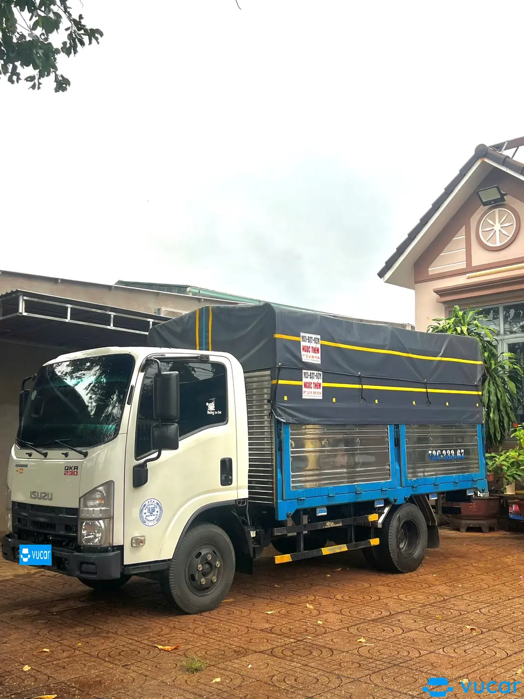 Ảnh xe Isuzu Qkr 230 THÙNG BẠT 2024