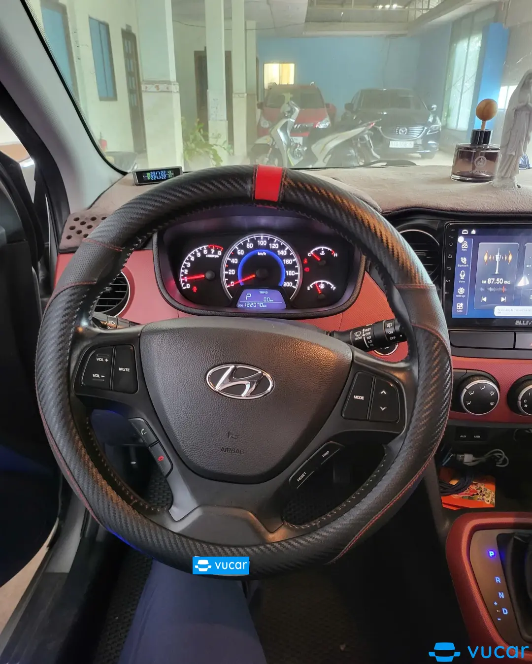 Hyundai I10 Grand 1.2 AT 2014 - Nội thất 1