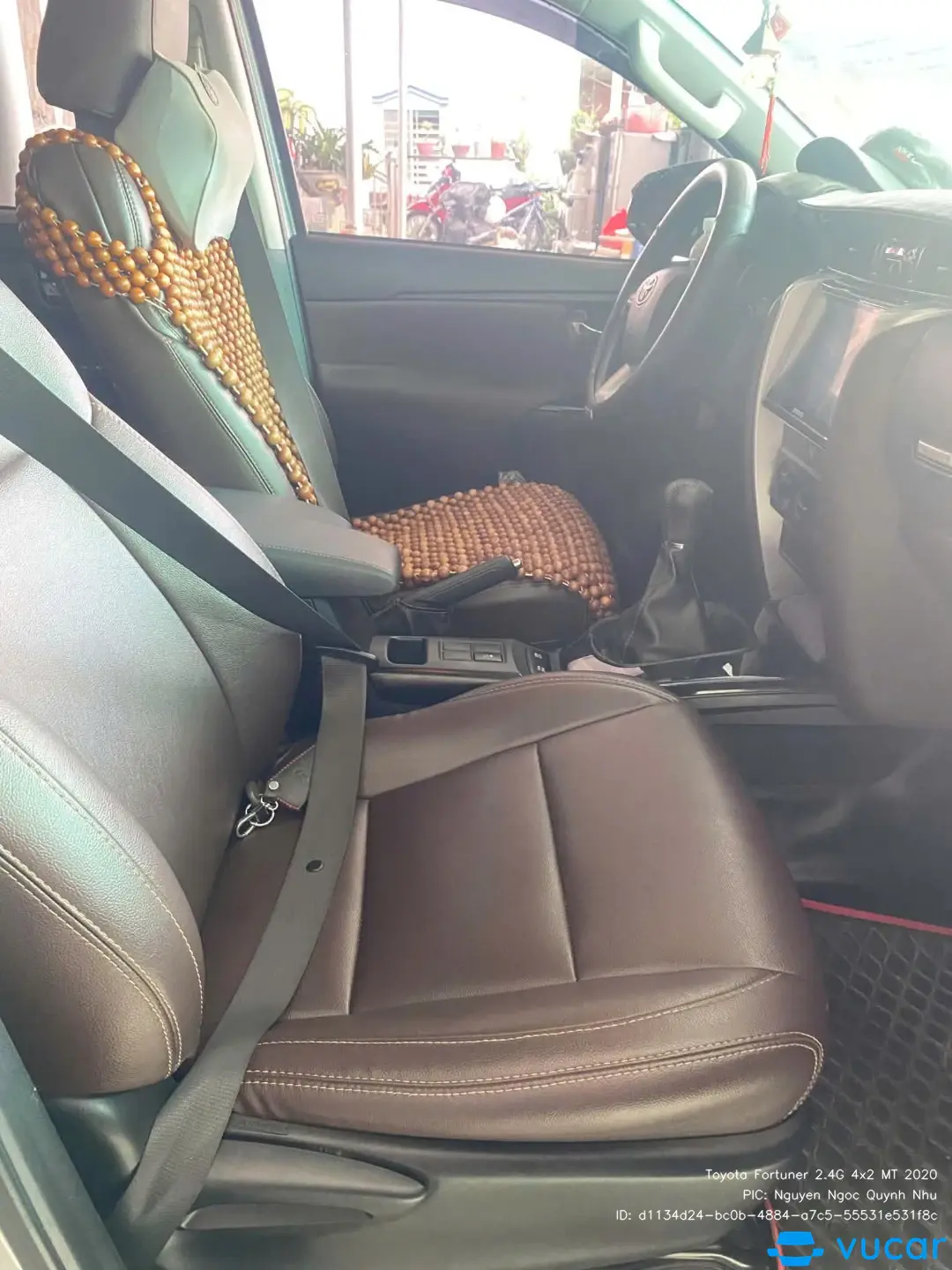Toyota Fortuner 2.4G 4x2 MT 2020 - Nội thất 7