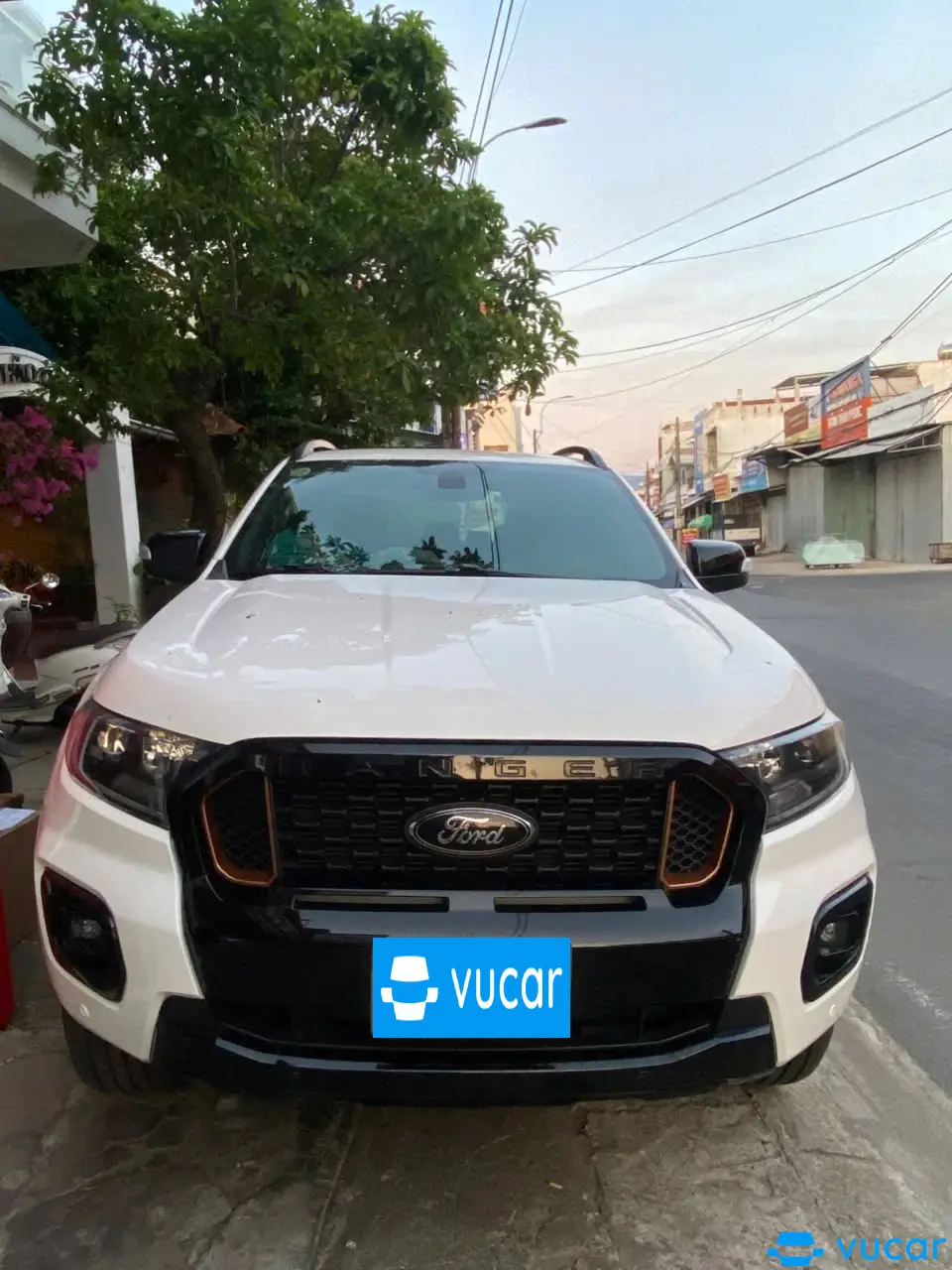 Toyota Fortuner 2.4G 4x2 AT 2020 - Ngoại thất 14