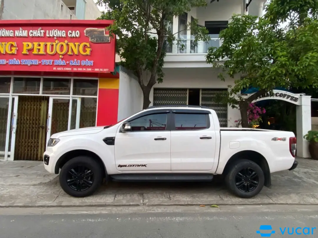 Toyota Fortuner 2.4G 4x2 AT 2020 - Ngoại thất 16