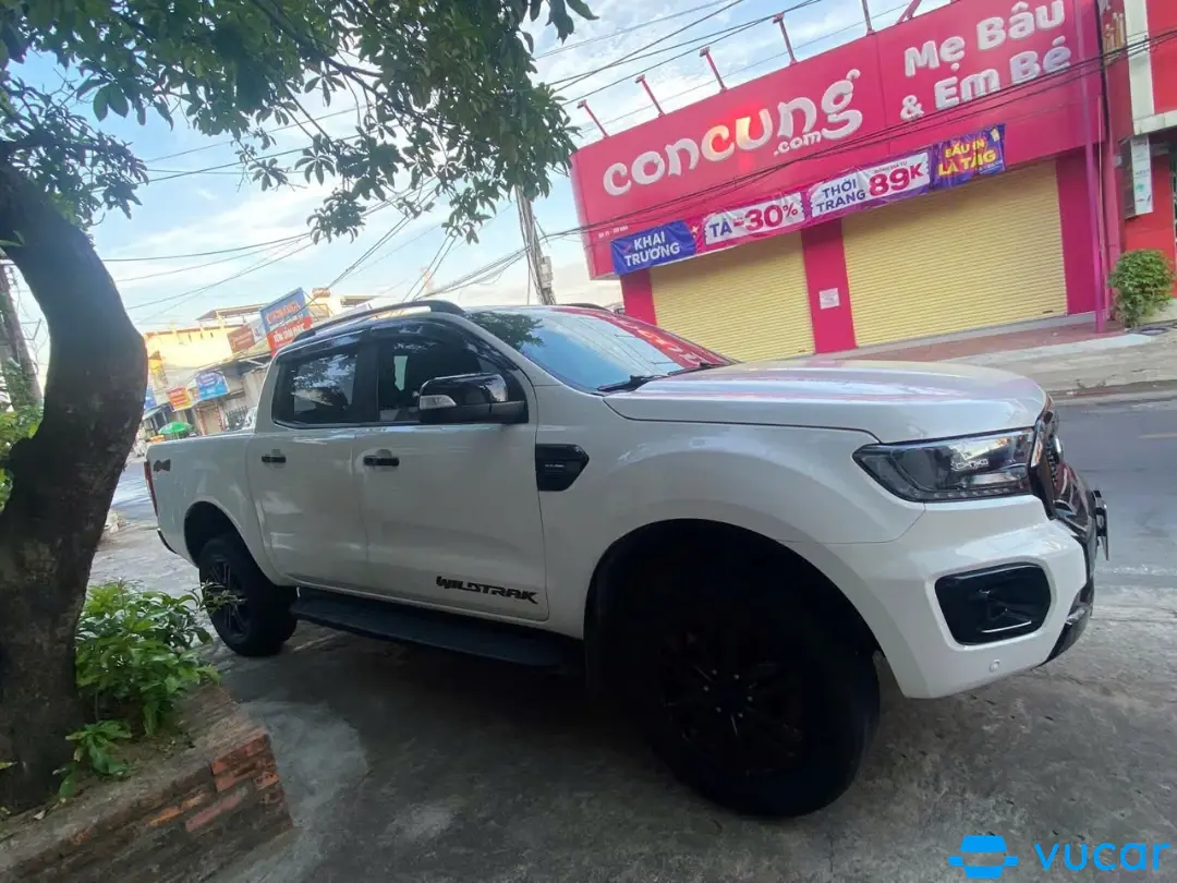 Toyota Fortuner 2.4G 4x2 AT 2020 - Ngoại thất 21