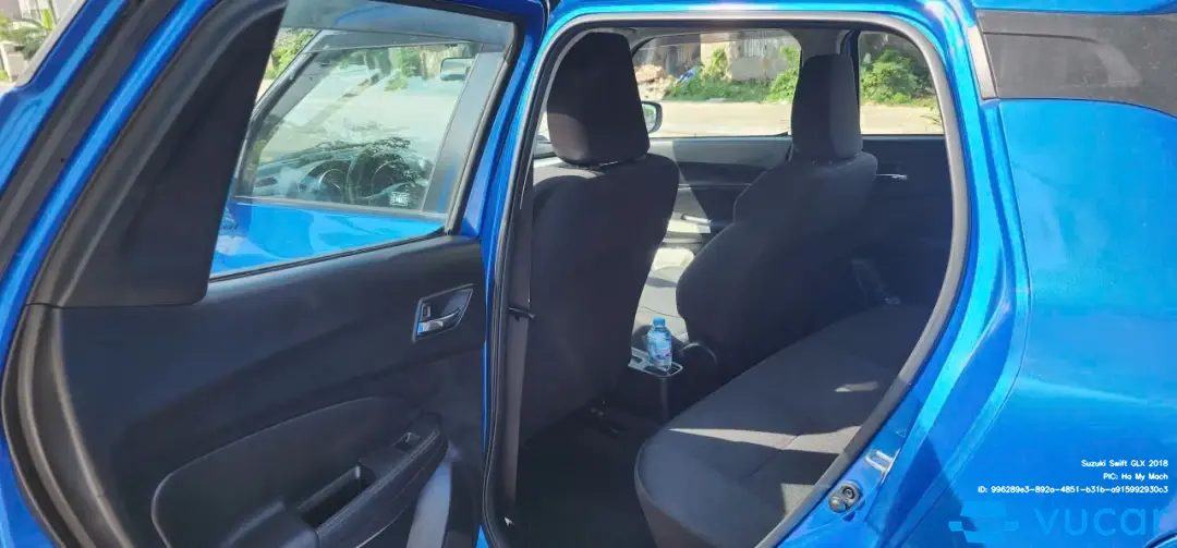 Suzuki Swift GLX 2018 - Nội thất 2