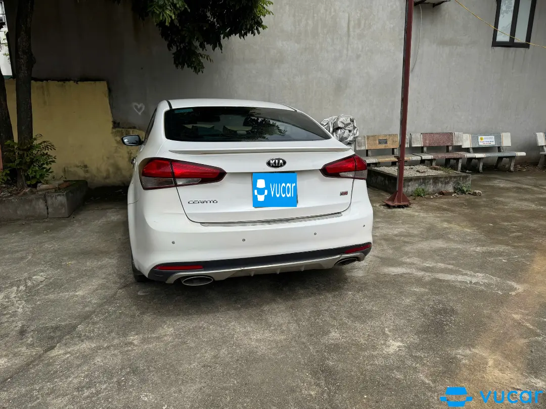 Kia Cerato 2.0 AT 2016 - Ngoại thất 6
