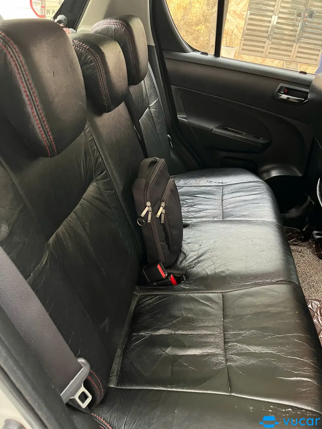 Suzuki Swift 1.4 AT 2013 - Nội thất 1