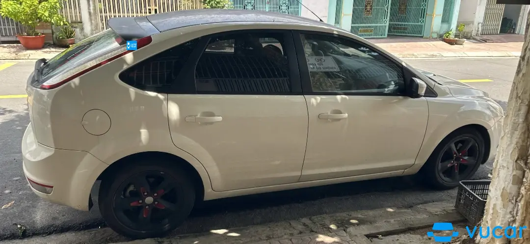 Ảnh xe Ford Focus 2.0 AT 2011 - ảnh 3