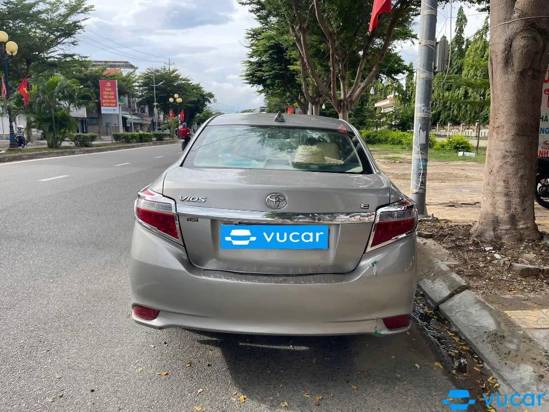 Toyota Vios 1.5E 2015 - Ngoại thất 1
