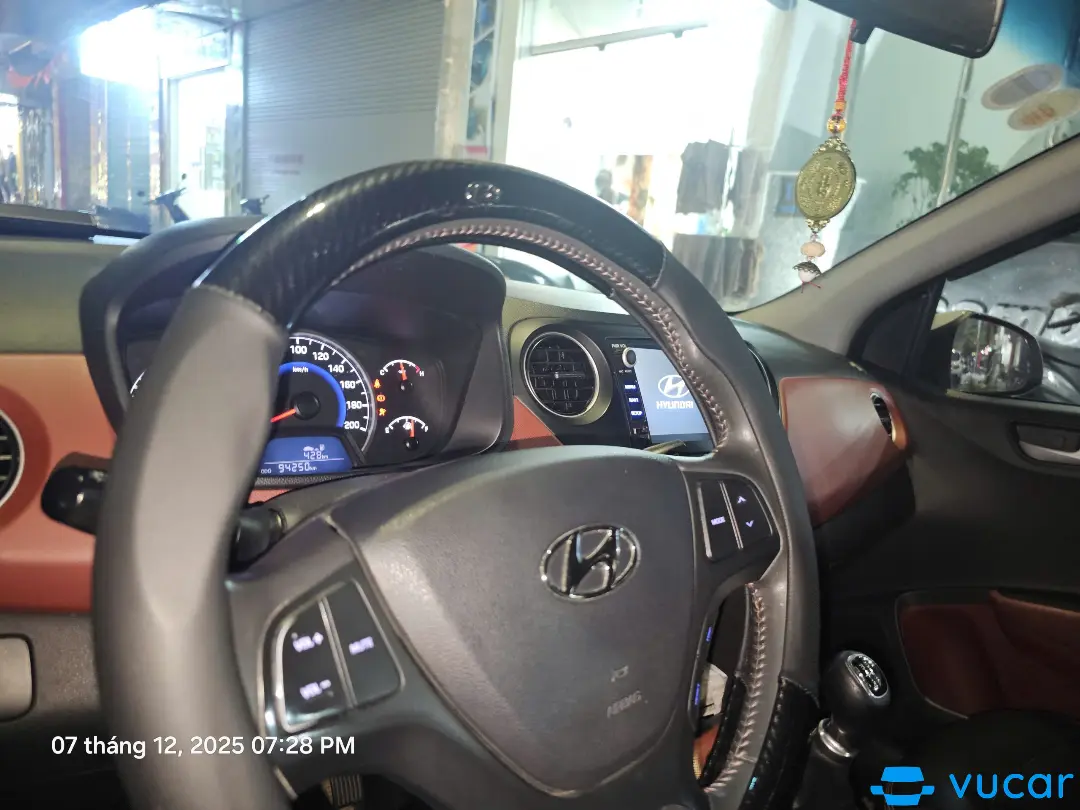 Huyndai I10 hatchback mt1.2 N/A - Nội thất 3