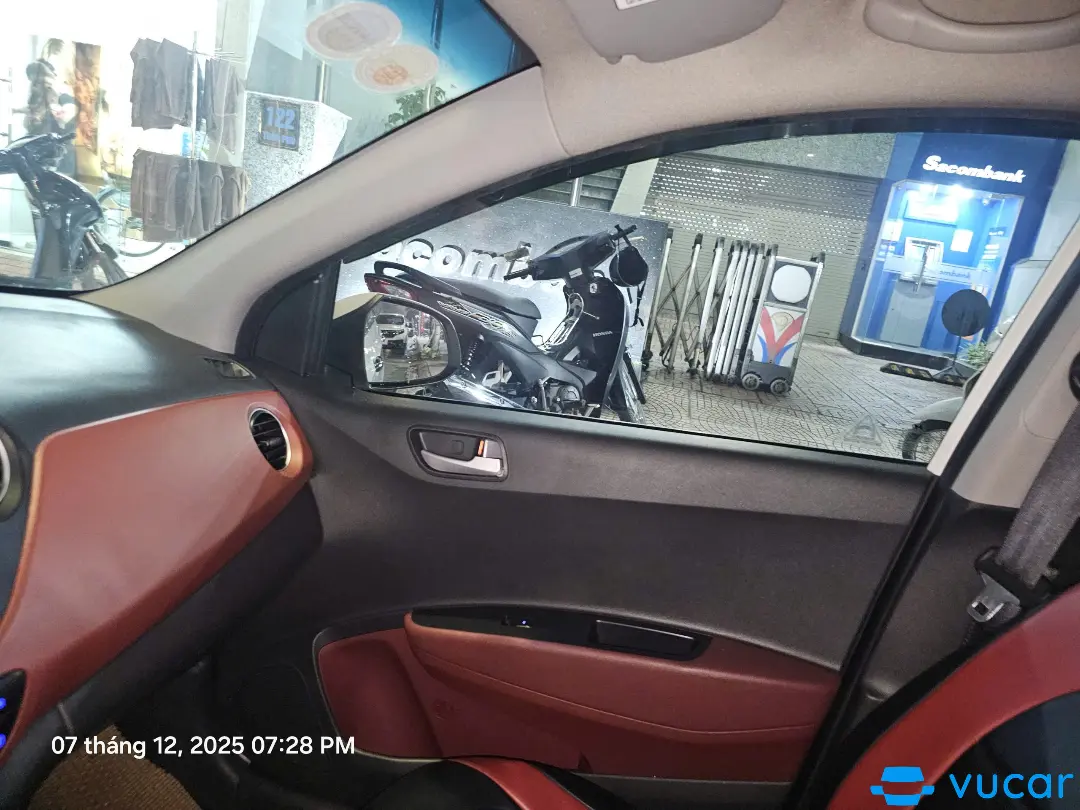 Huyndai I10 hatchback mt1.2 N/A - Nội thất 1