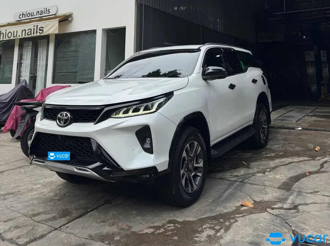Toyota Fortuner Legender 2.4L 4x2 AT 2022 - Ngoại thất 5
