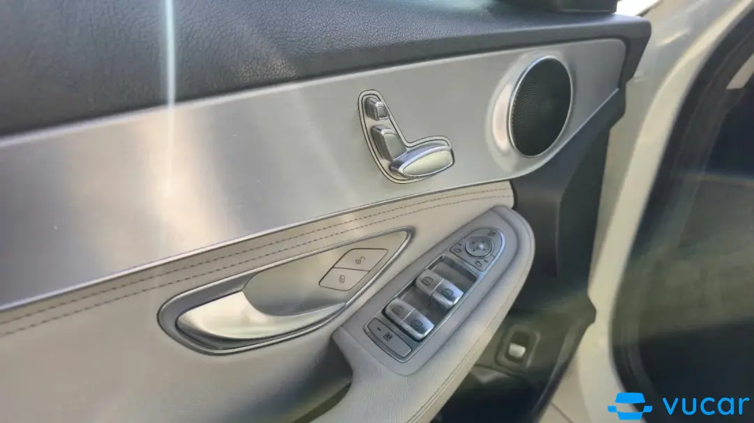 Mercedes C class C200 2015 - Nội thất 4