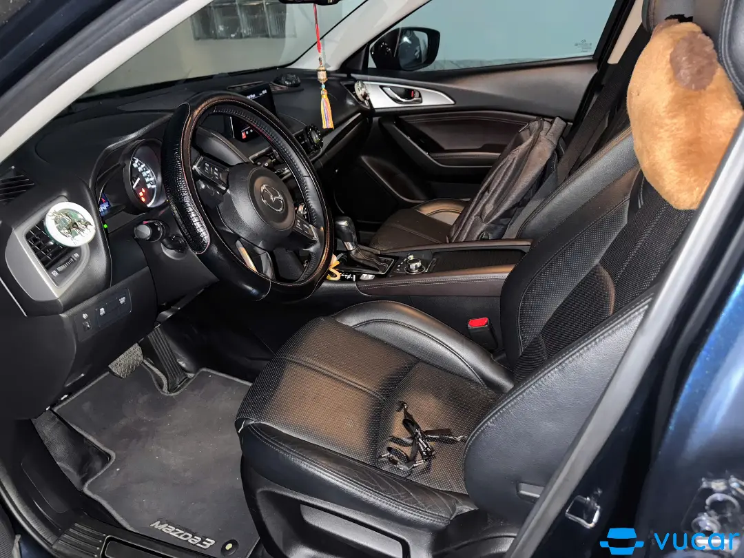 Mazda 3 1.5 AT 2018 - Nội thất 7