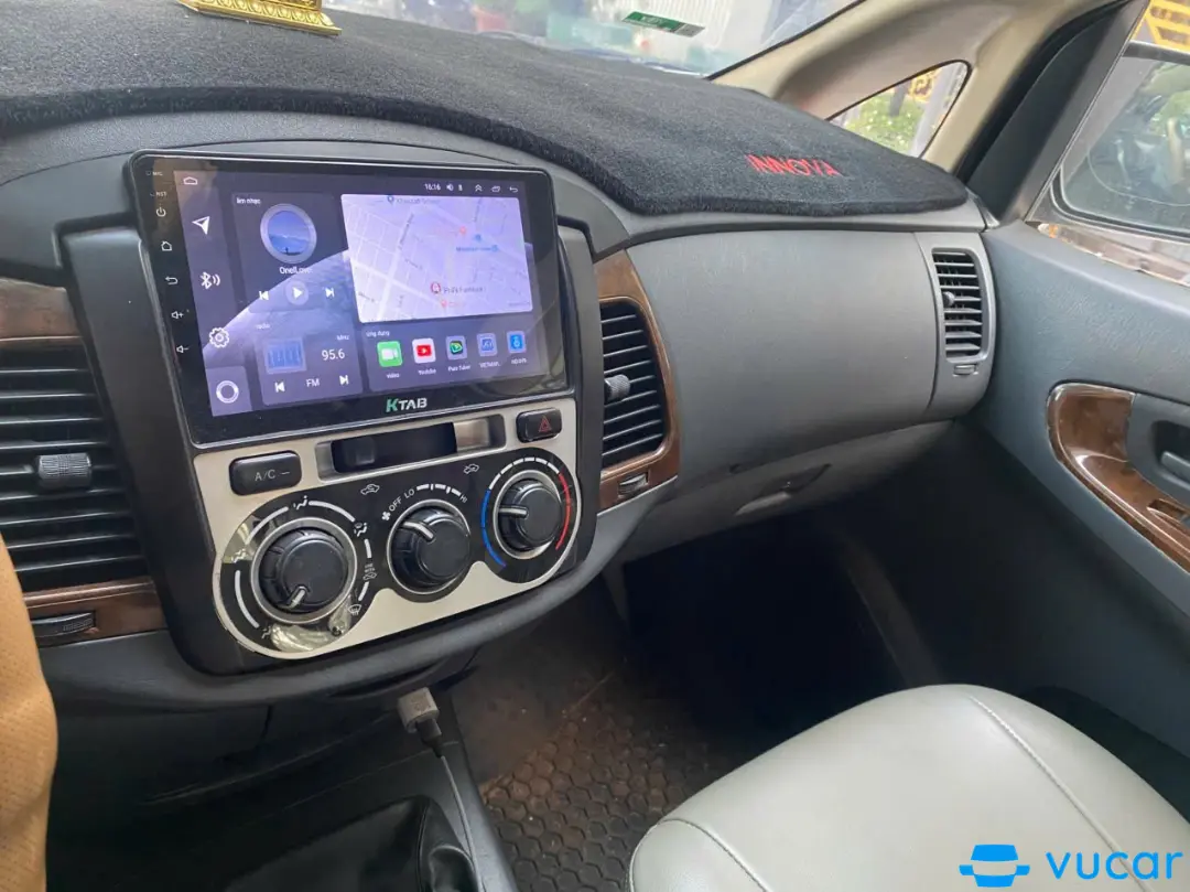 Toyota Innova 2015 - Nội thất 4