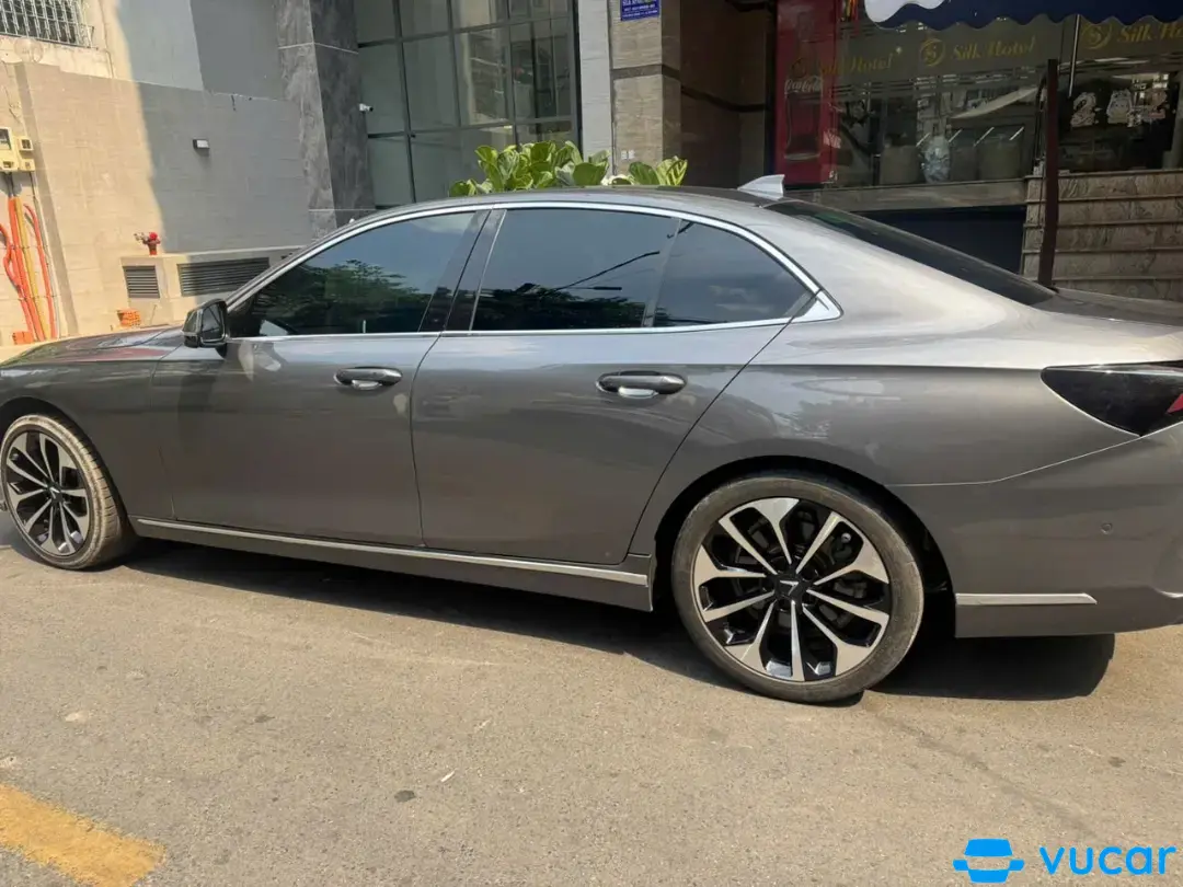 Vinfatst Lux a premium 2019 - Ngoại thất 6