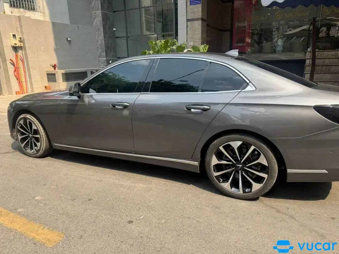 Vinfatst Lux a premium 2019 - Ngoại thất 7