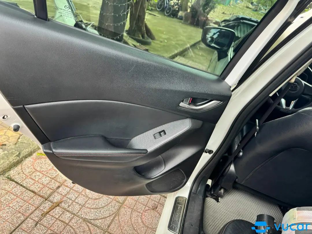 Mazda 3 1.5 AT 2016 - Nội thất 2