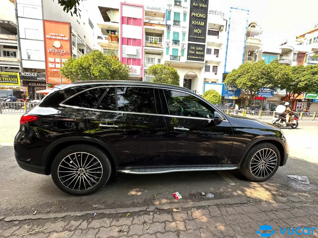 Mercedes Glc 300 4Matic 2023 - Ngoại thất 8