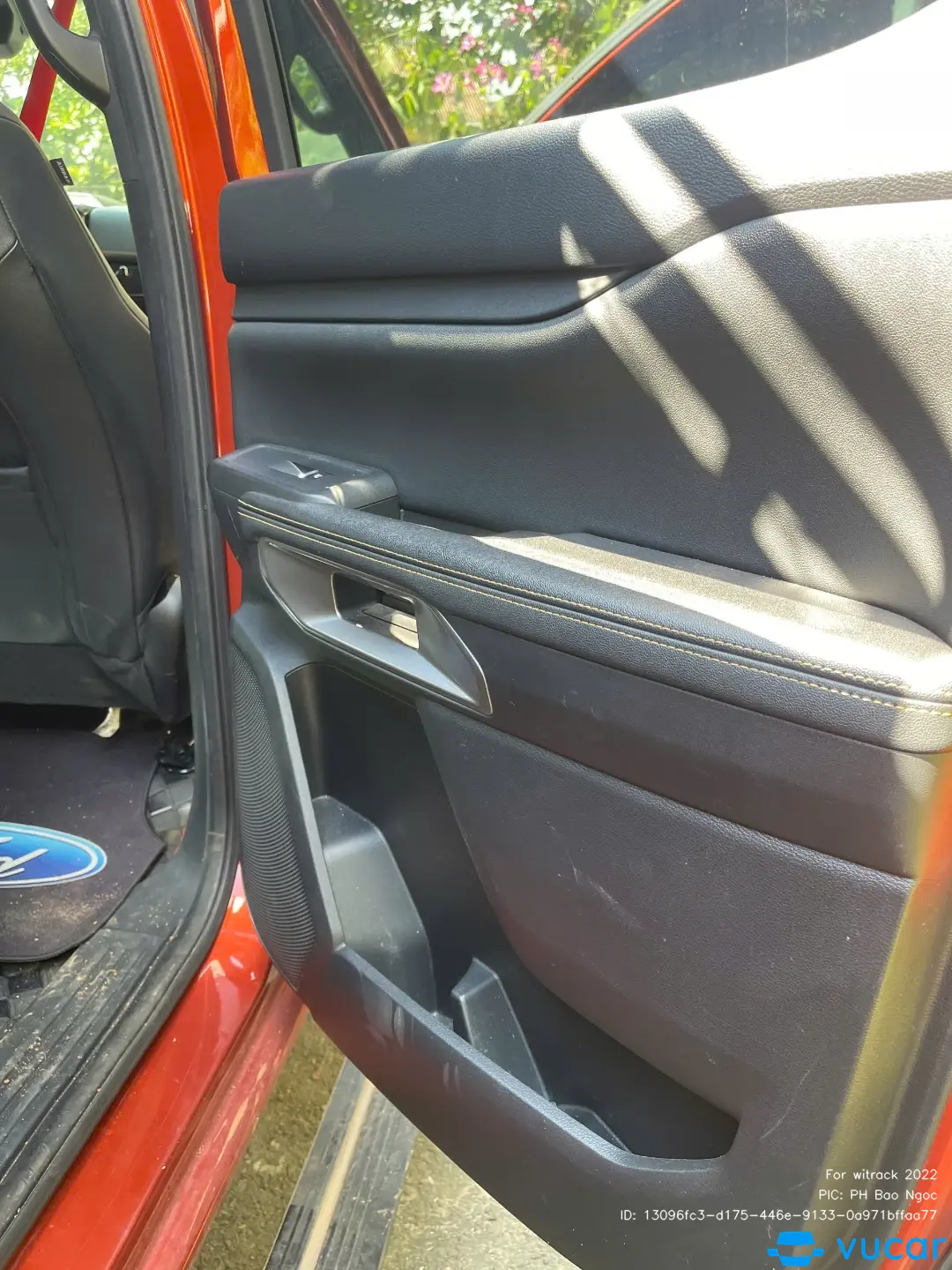 Ford Ranger Wildtrak 2.0L 4x4 AT 2022 - Nội thất 8