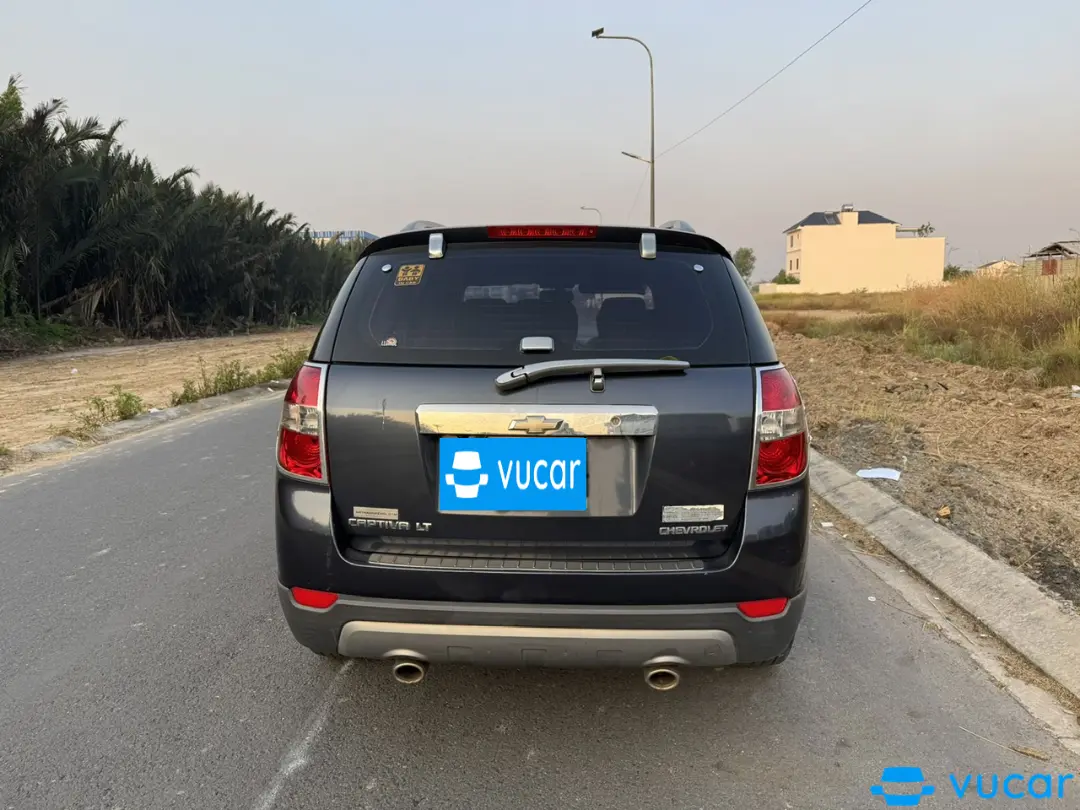 Chevrolet Captiva LT MT 2011 - Ngoại thất 3