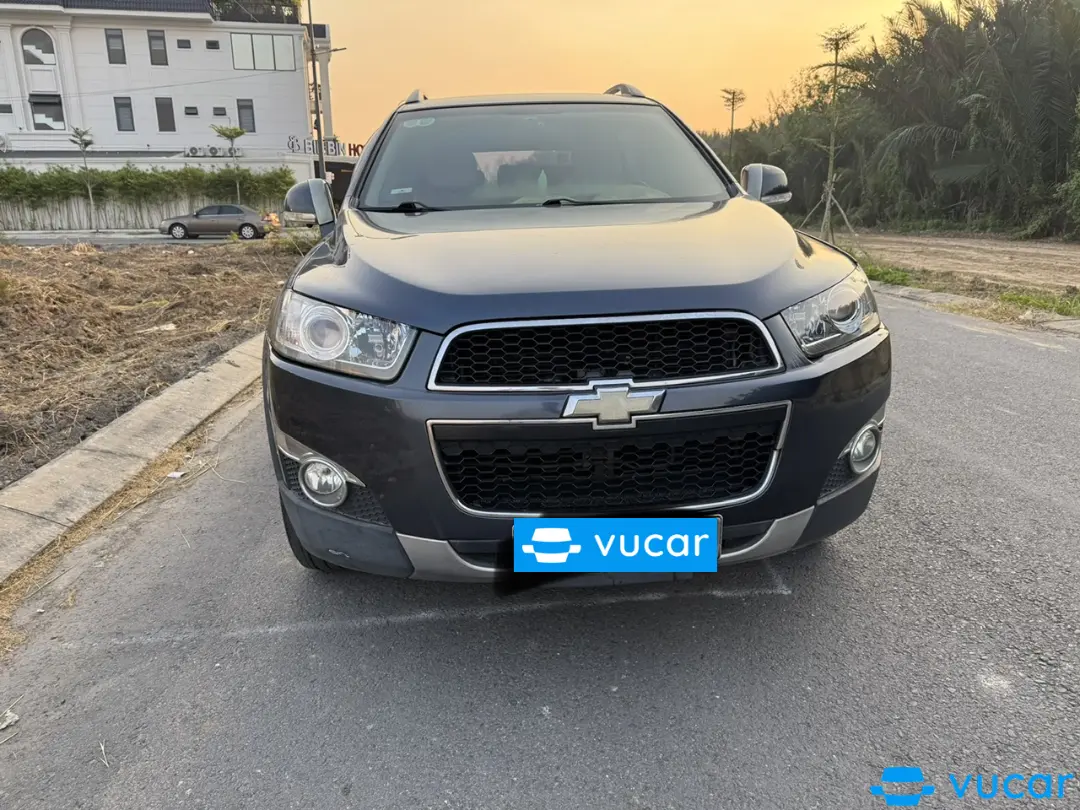 Chevrolet Captiva LT MT 2011 - Ngoại thất 1