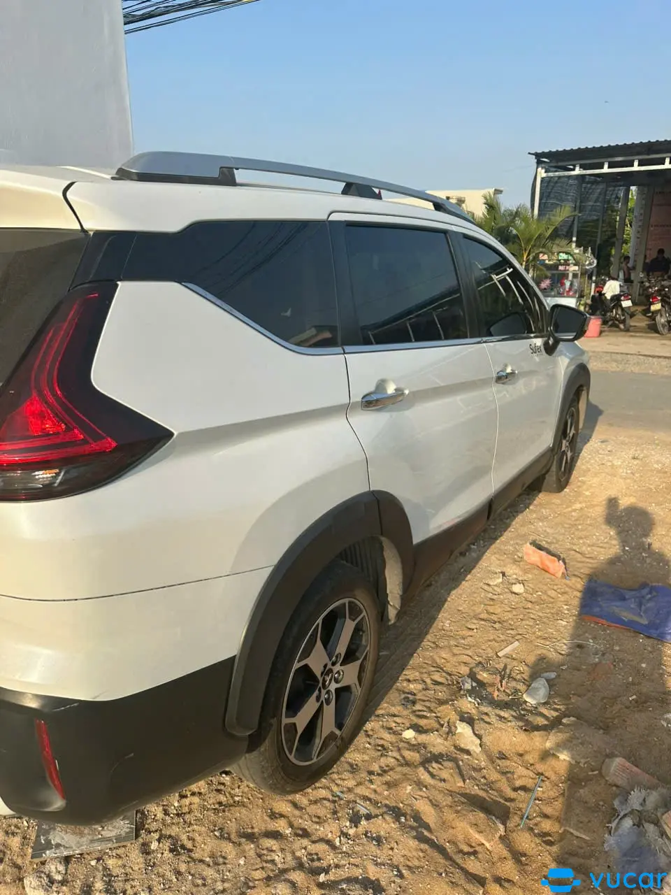 Mitsubishi Xpander Cross 1.5 AT 2022 - Ngoại thất 2