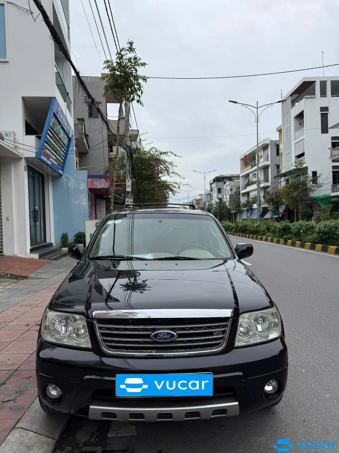 Ford Escape 3.0 V6 2004 - Ngoại thất 5