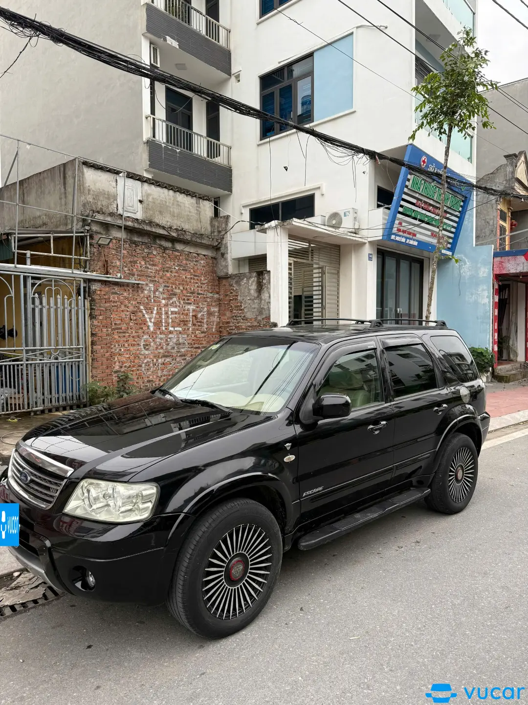 Ford Escape 3.0 V6 2004 - Ngoại thất 8