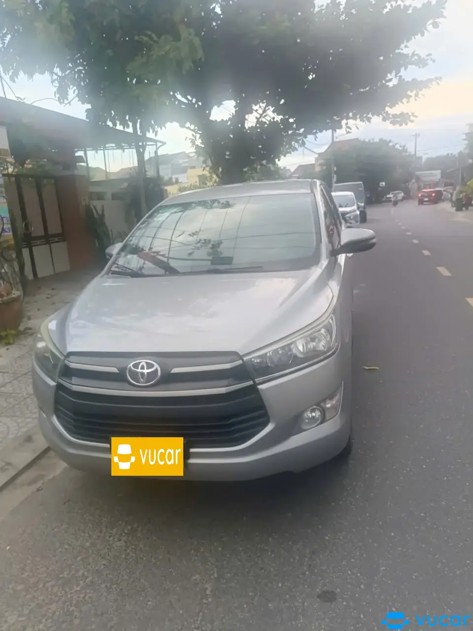 Toyota Innova E 2017  - Ngoại thất 4