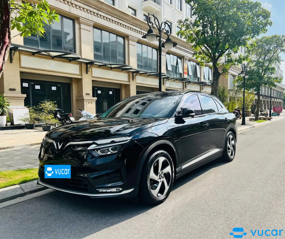 Ảnh xe VinFast Vf8 Eco 2023