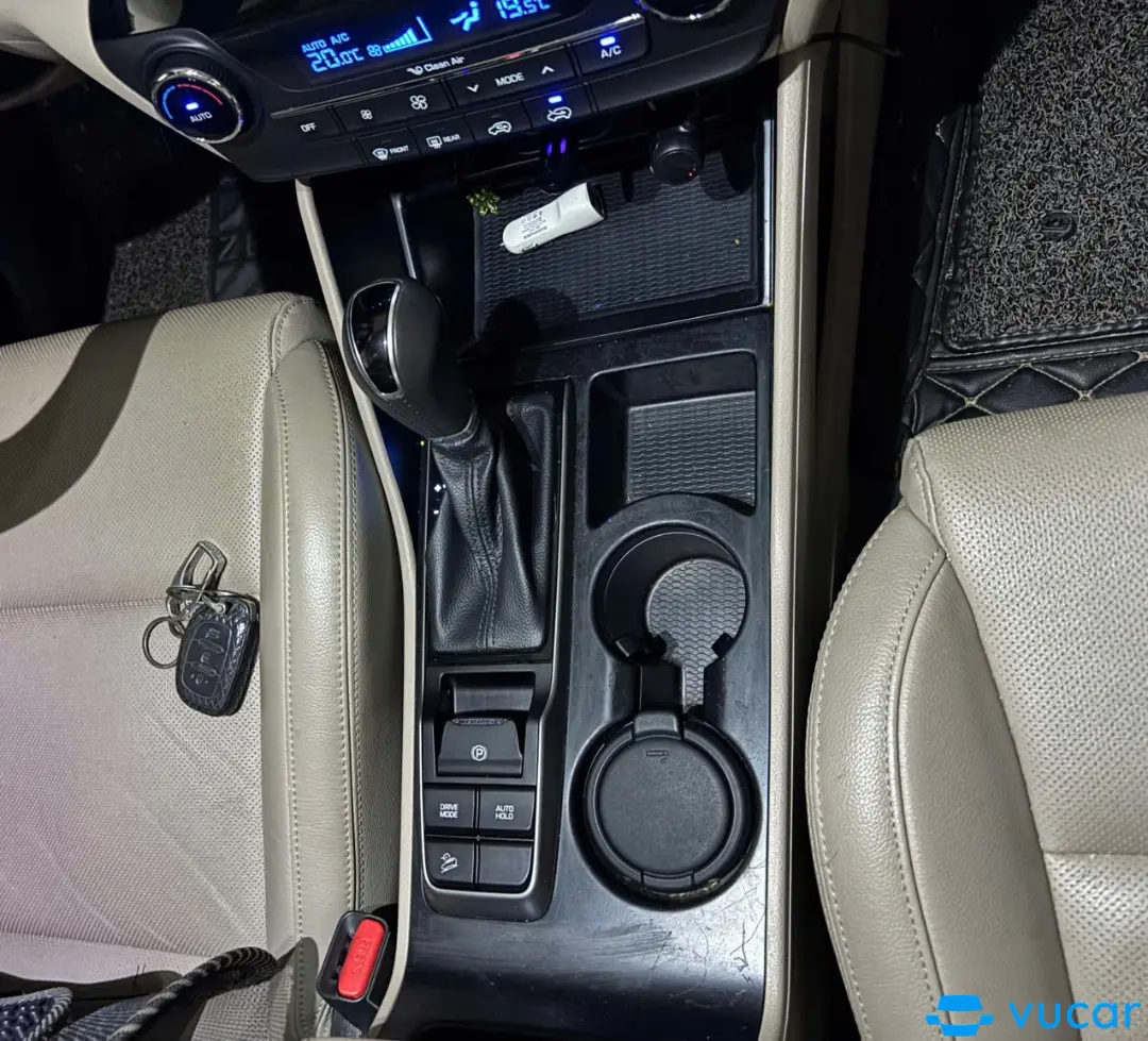 Hyundai Tucson 2.0 Đặc biệt 2018  - Nội thất 9