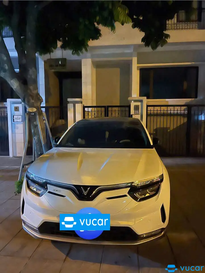 Ảnh xe Vf8 eco 2023