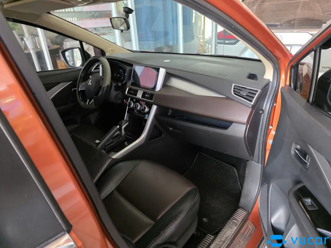 Mitsubishi Xpander Cross 1.5 AT 2021 - Nội thất 2