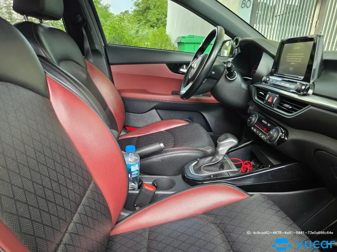 Kia Cerato 2.0 AT Premium 2020 - Nội thất 2