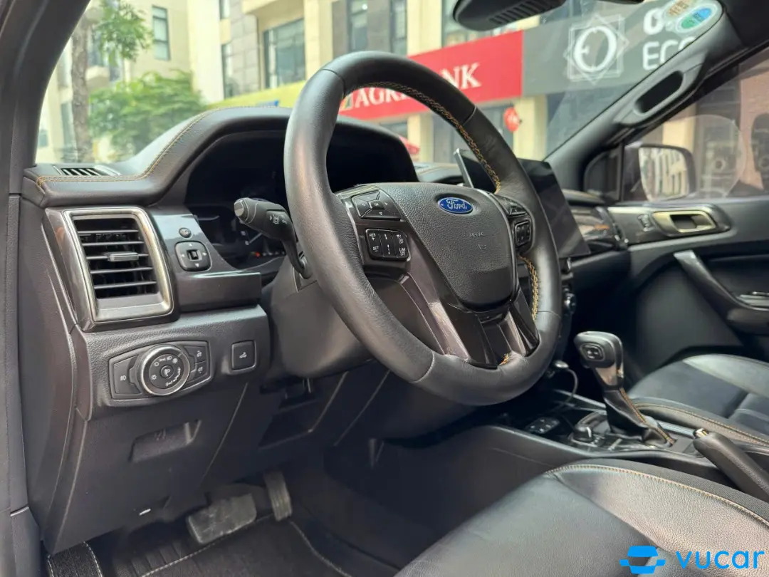 Ford Ranger Wildtrak 2.0L 4x4 AT 2018 - Nội thất 2
