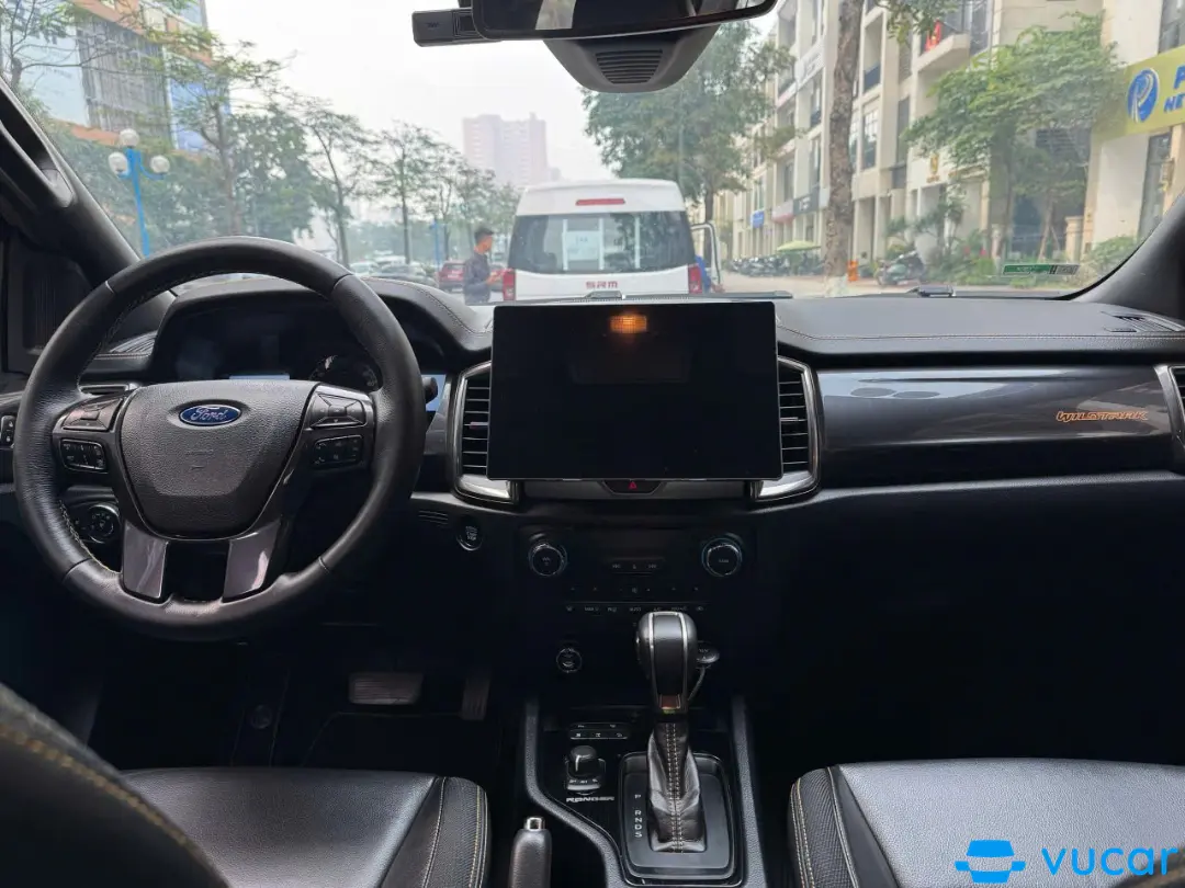 Ford Ranger Wildtrak 2.0L 4x4 AT 2018 - Nội thất 5