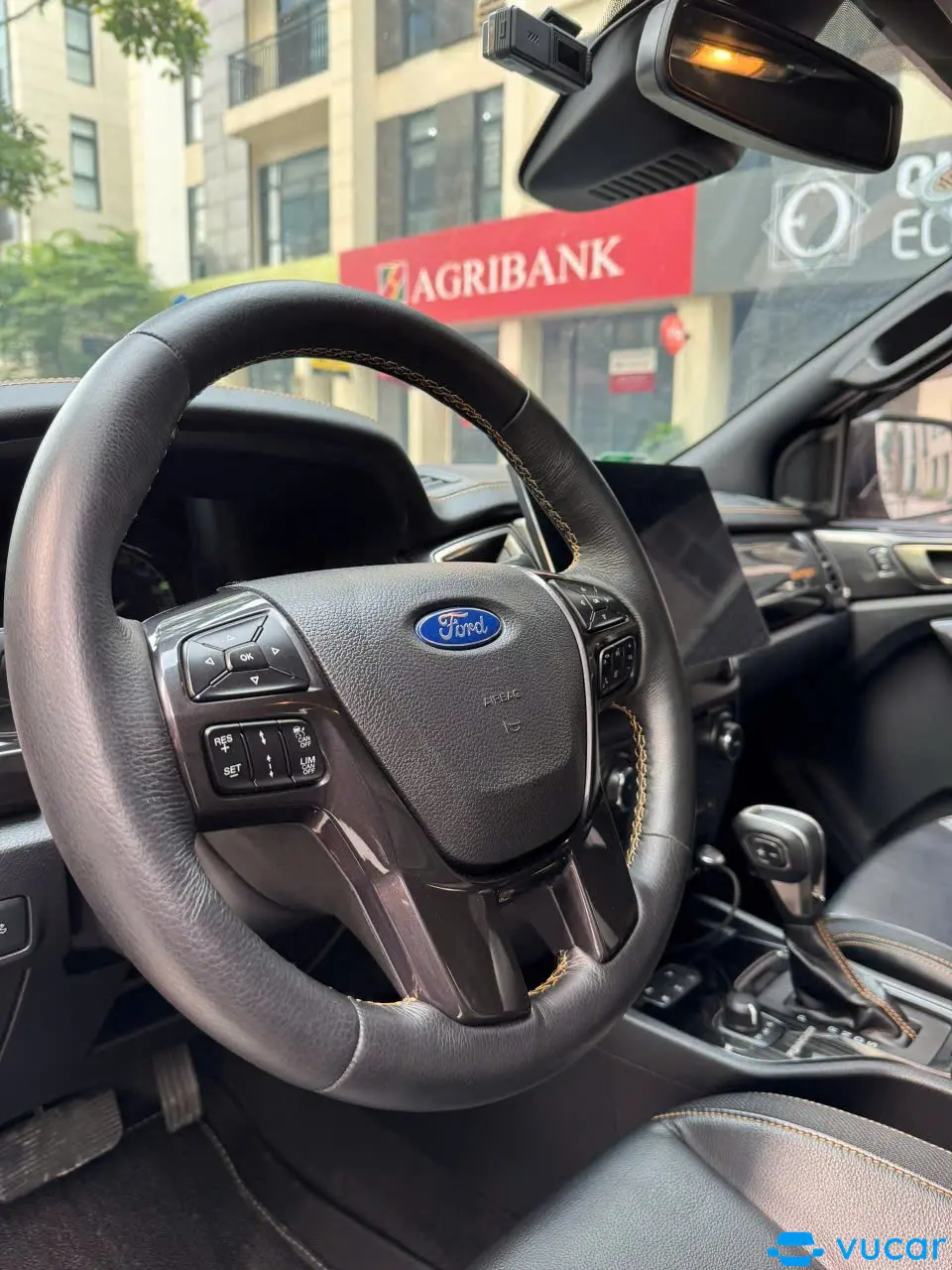 Ford Ranger Wildtrak 2.0L 4x4 AT 2018 - Nội thất 6