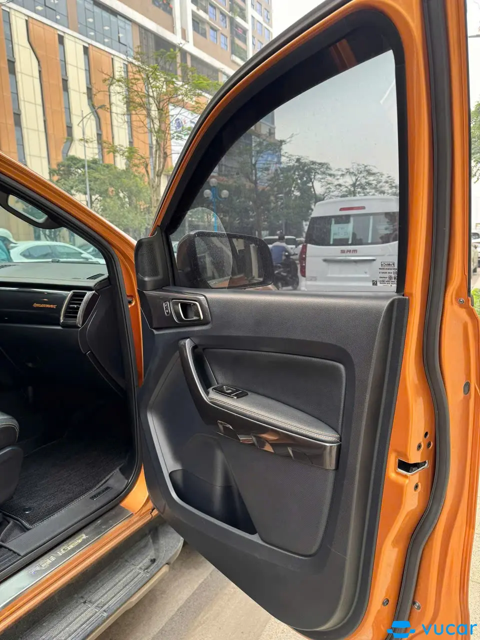 Ford Ranger Wildtrak 2.0L 4x4 AT 2018 - Nội thất 12
