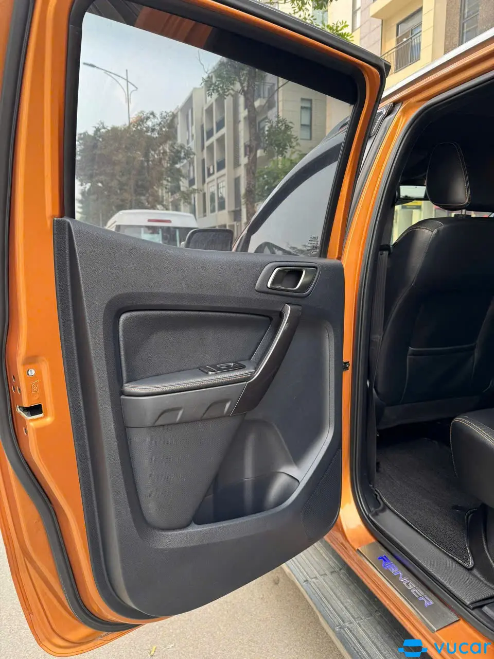 Ford Ranger Wildtrak 2.0L 4x4 AT 2018 - Nội thất 21