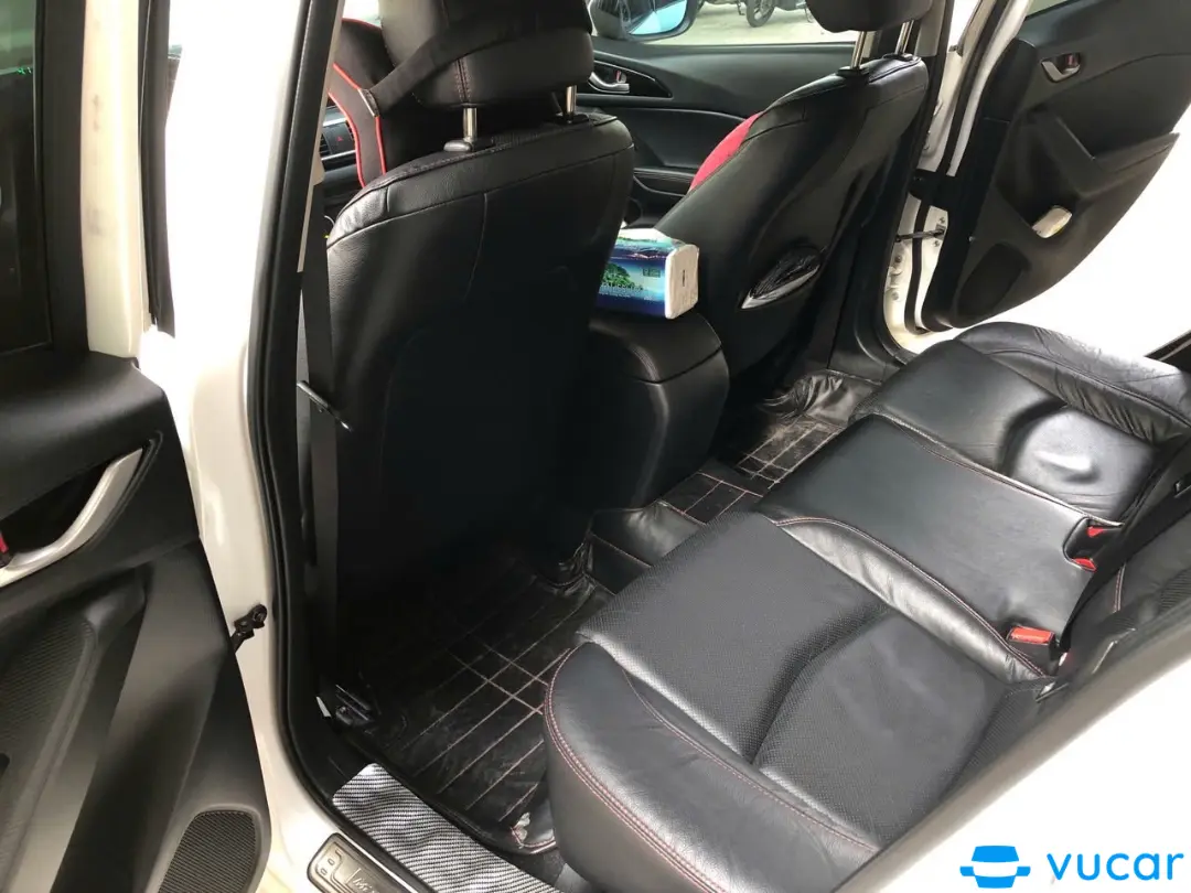 Mazda 3 1.5L Hatchback 2015 - Nội thất 3