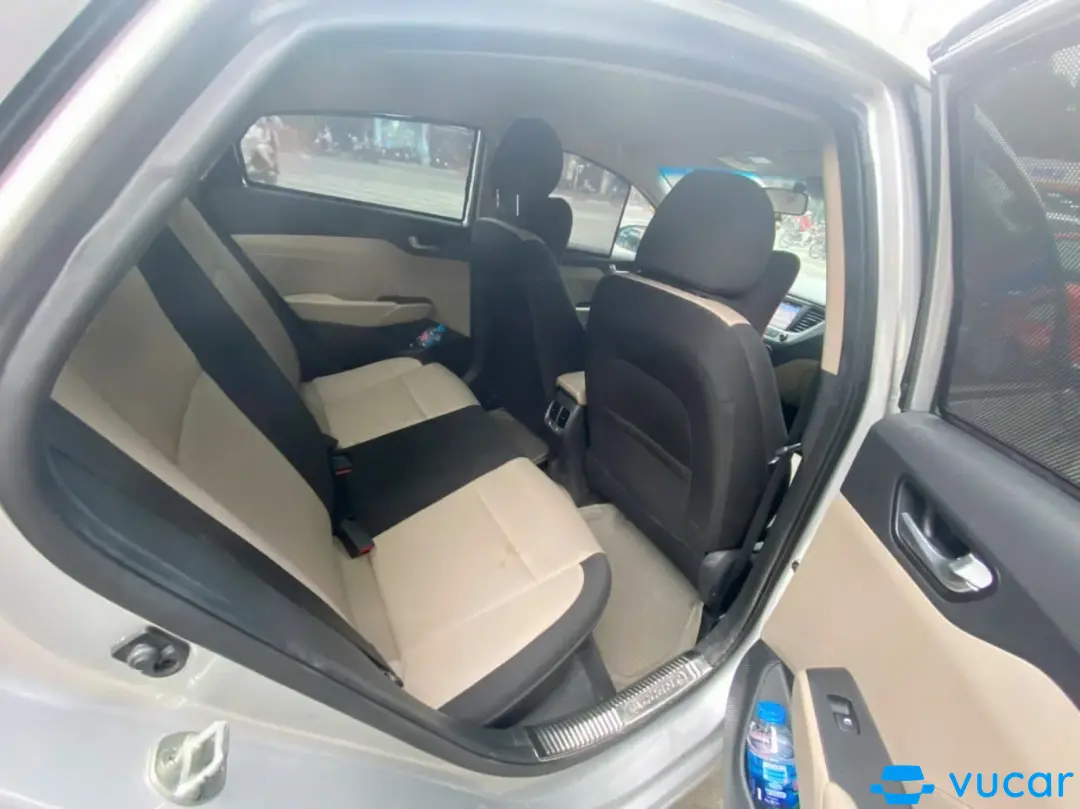 Hyundai Accent 1.4AT 2020 - Nội thất 2