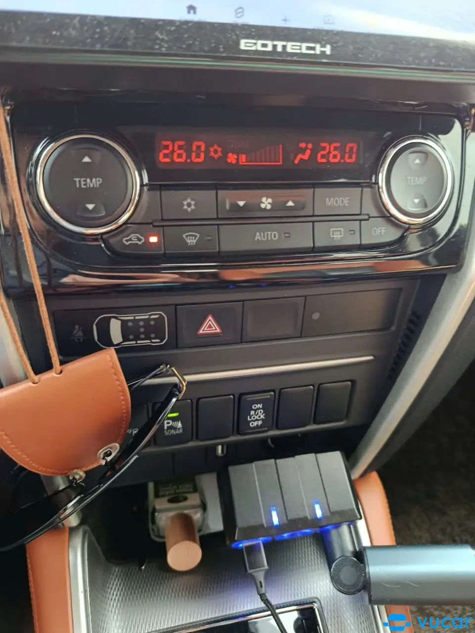 Mitsubishi Triton Athlete 4x4 AT 2022 - Nội thất 49