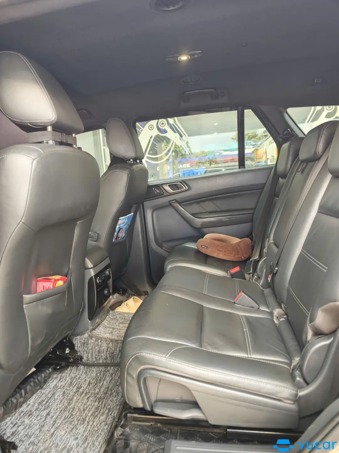 Ford Everest Titanium 2.2L 4x2 AT 2016 - Nội thất 2