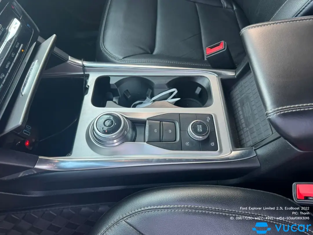 Ford Explorer Limited 2.3L EcoBoost 2022 - Nội thất 4