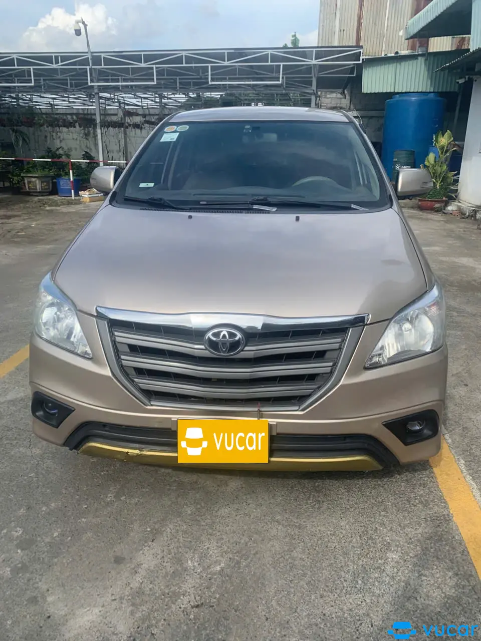 Ảnh xe Toyota Innova 2.0 MT 2016