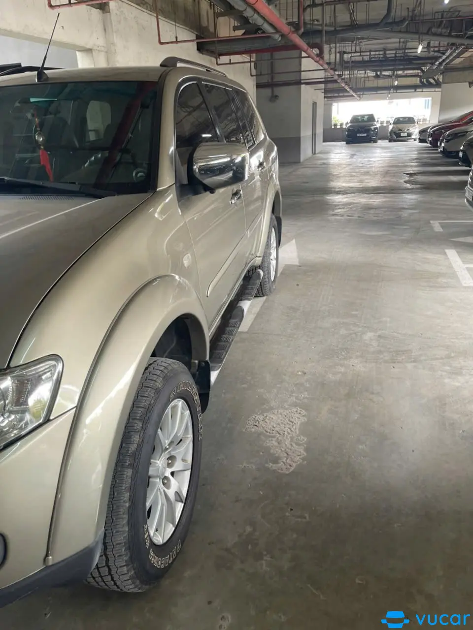 Mitsubishi Pajedo sport . 2012 - Ngoại thất 4